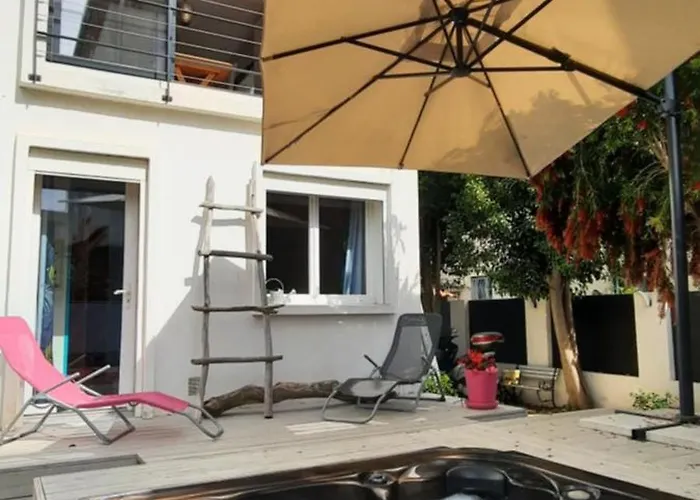 6 Personnes Au Calme Villa