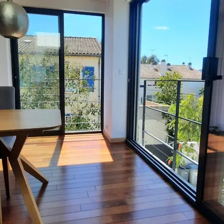 6 Personnes Au Calme