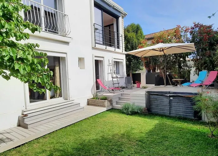 6 Personnes Au Calme * Hyères